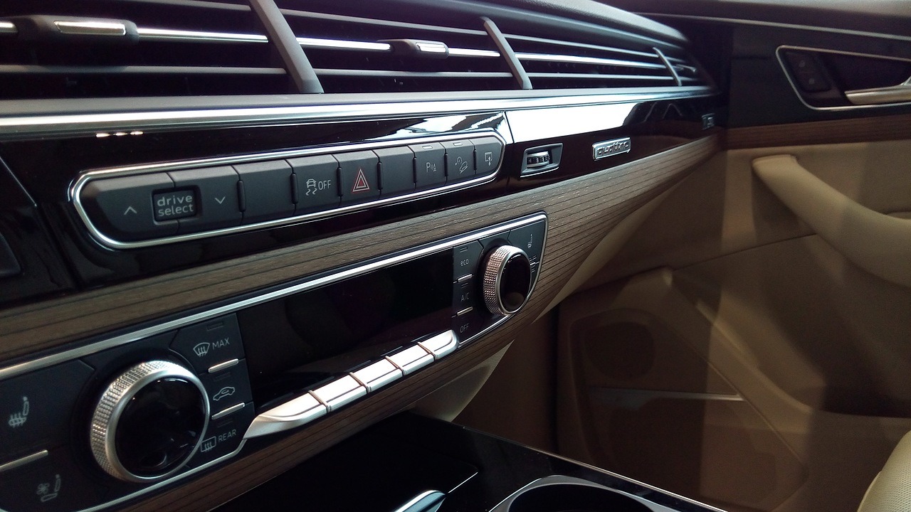 Audi Q7_new_NF_2015
